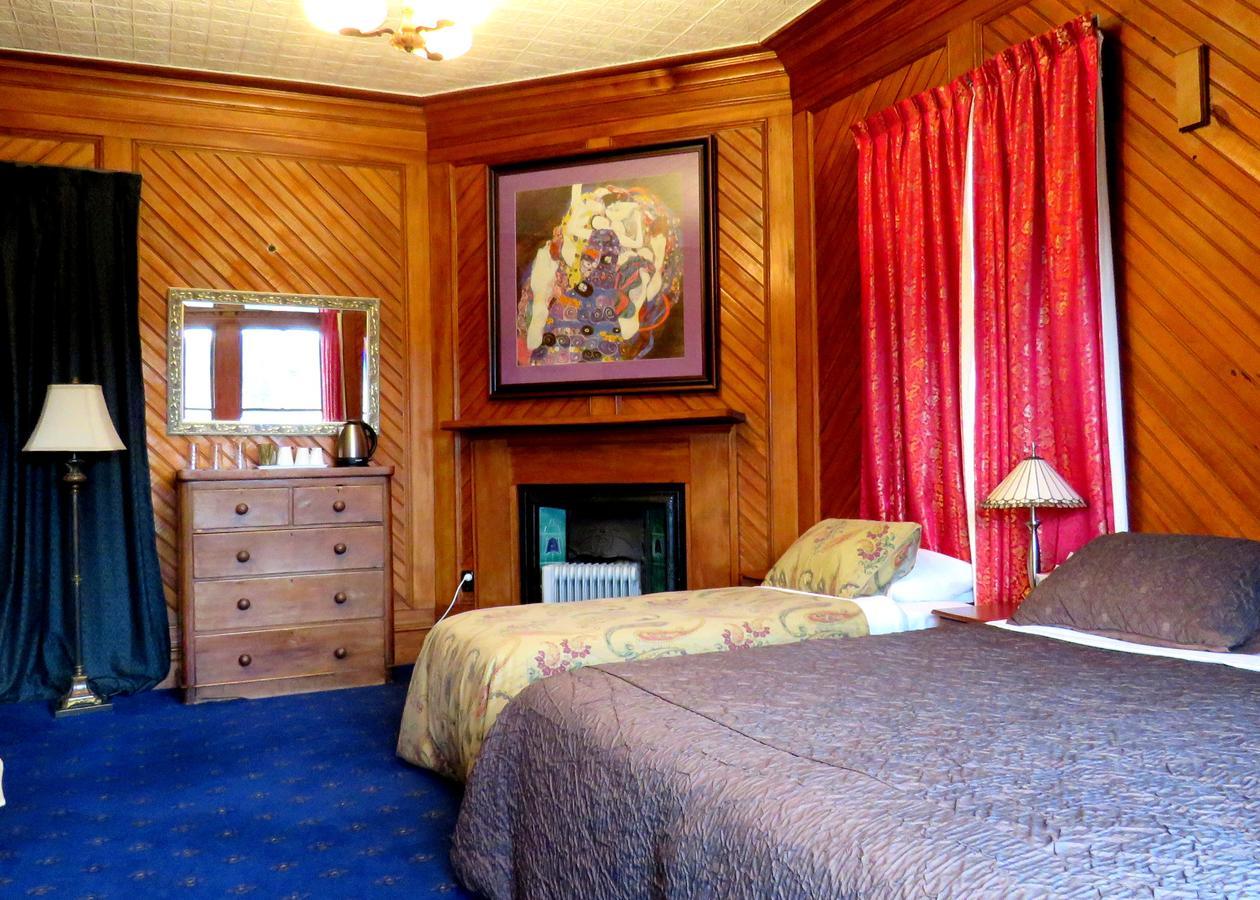Shady Rest Bed & Breakfast Takaka Room photo